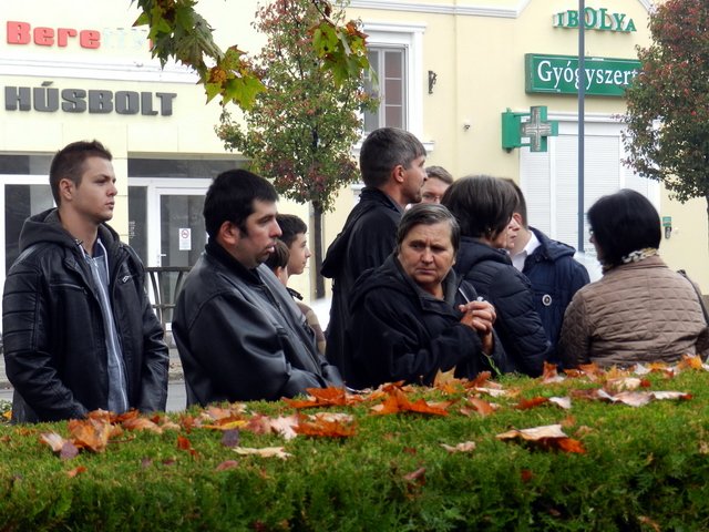 56-ra emlékeztünk 41